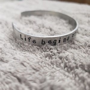 Inspirational quote bracelet